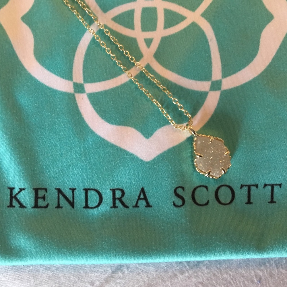 Drusy pendant
